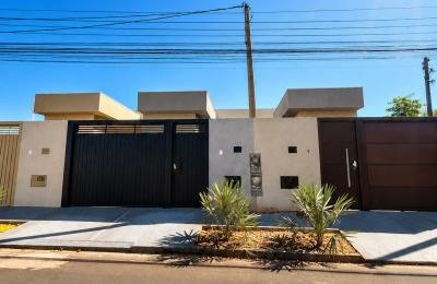 Casa em fase de construção à venda – Santa Luzia