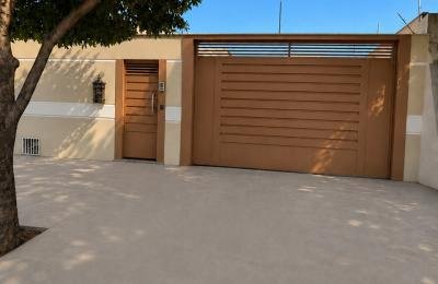Casa semi mobiliada à venda – Vila Nova